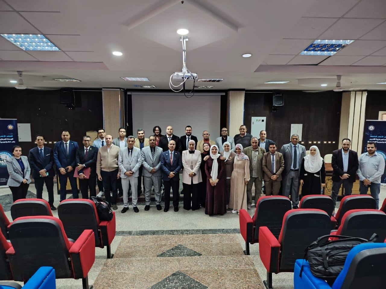 جامعة أسوان تستضيف الاجتماع العشرين للجنة التنفيذية للتدريب على تكنولوجيا المعلومات التابعه للمجلس الأعلي للجامعات