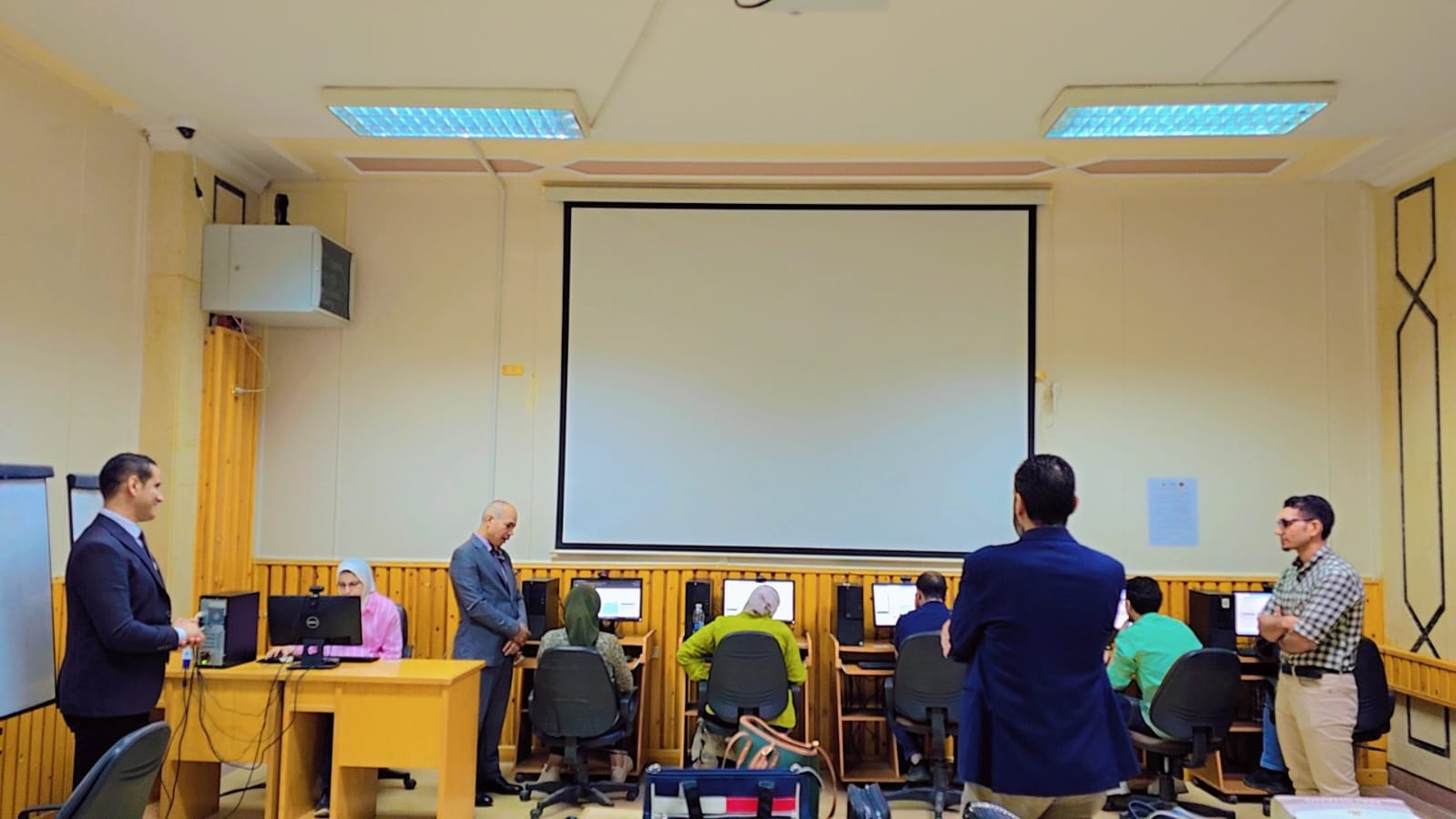 متابعه اختبارات شهاده اختبارات أساسيات التحول الرقمي بمركز تطوير الاداء الجامعى جامعة المنصورة