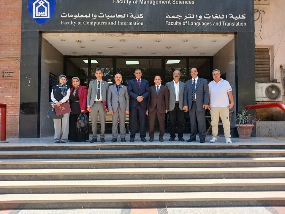 تجديد اعتماد مركز الاستشارات والبحوث والتطوير